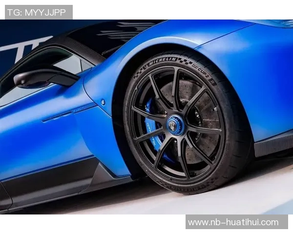 卡马拉实力大增成为众人瞩目的明星球员展现超凡表现