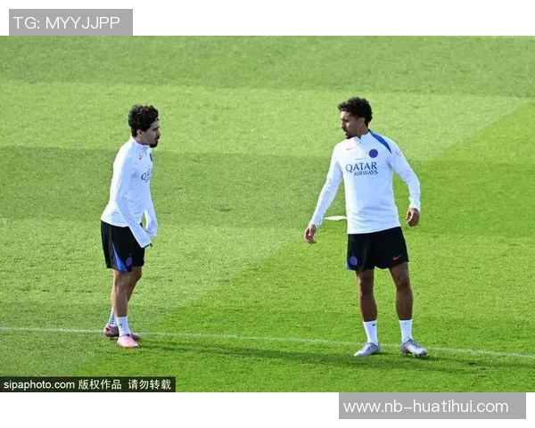 奇妙缘分重现巴黎小将恩贾恩图与亚马尔曾在U10赛场相遇