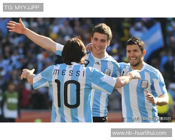 土耳其双星闪耀难救主135亿期待世界杯之路艰难 土耳其双星闪耀难救主135亿期待世界杯之路艰难