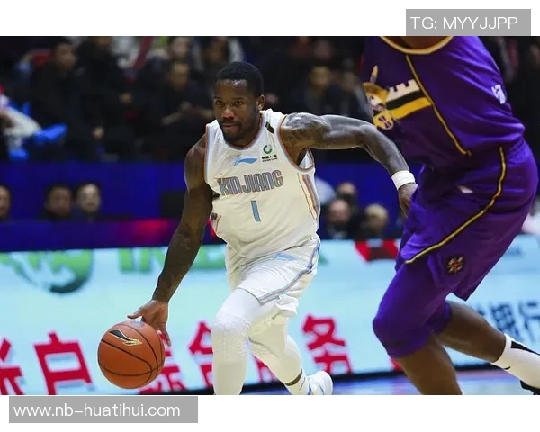 比尔西蒙斯看好黄蜂前景期待三球表现提升赢得球迷信任