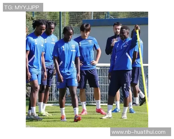 17岁天才球员魏祥鑫即将加盟法甲欧塞尔11月23日正式签约引发关注 17岁天才球员魏祥鑫即将加盟法甲欧塞尔11月23日正式签约引发关注